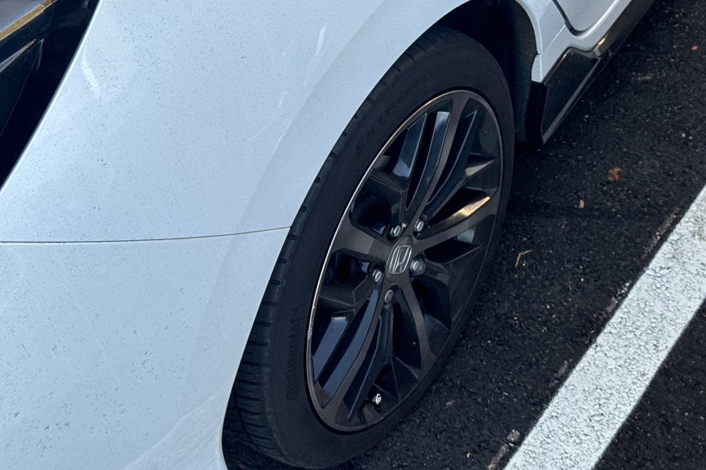 Used 2020 Honda Civic Sport Touring image 4