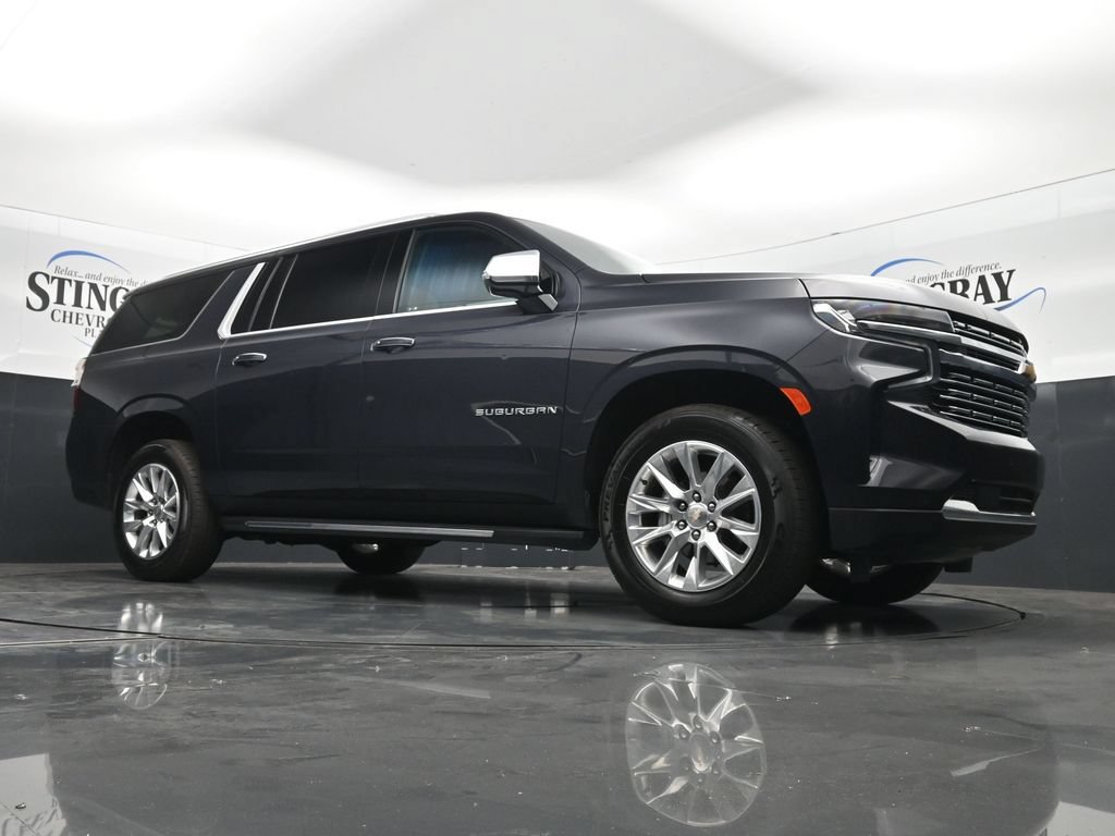 Used 2024 Chevrolet Suburban Premier RWD image 26