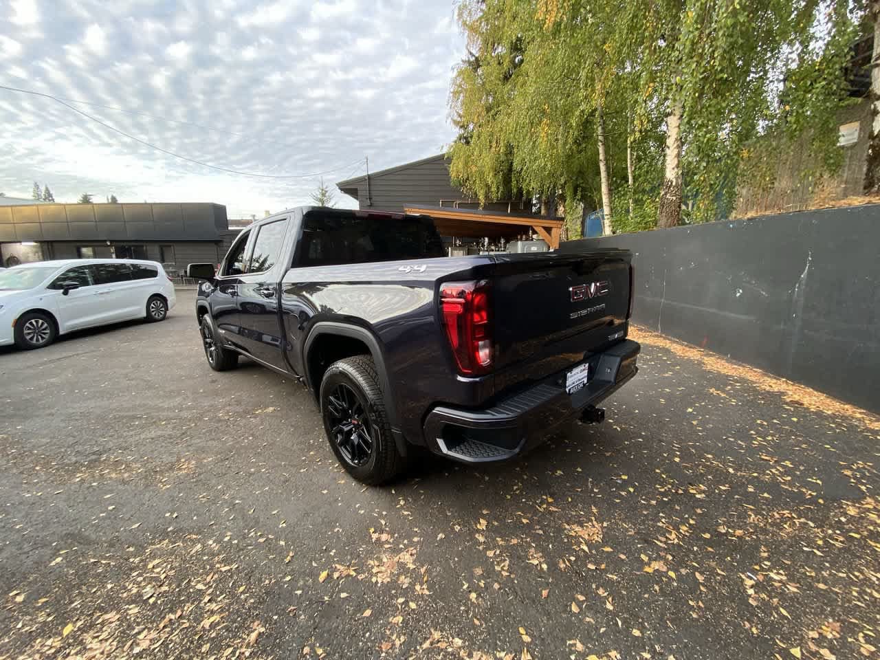 Used 2026 GMC Sierra 1500 Elevation AWD/4WD image 4