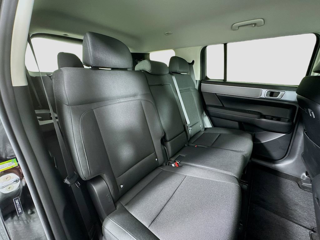 New 2026 Hyundai Santa Fe SE image 29