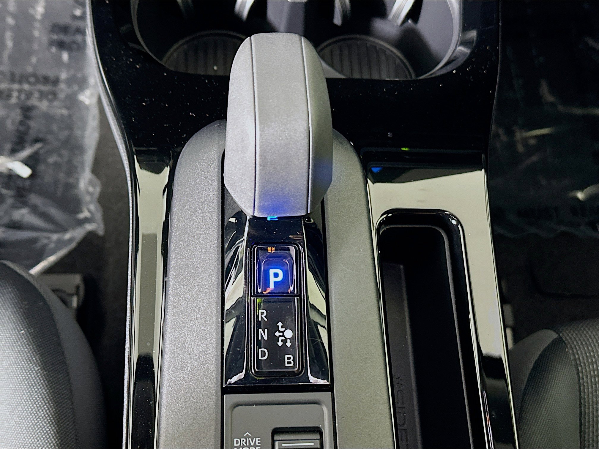 Used 2024 Toyota Prius LE image 21