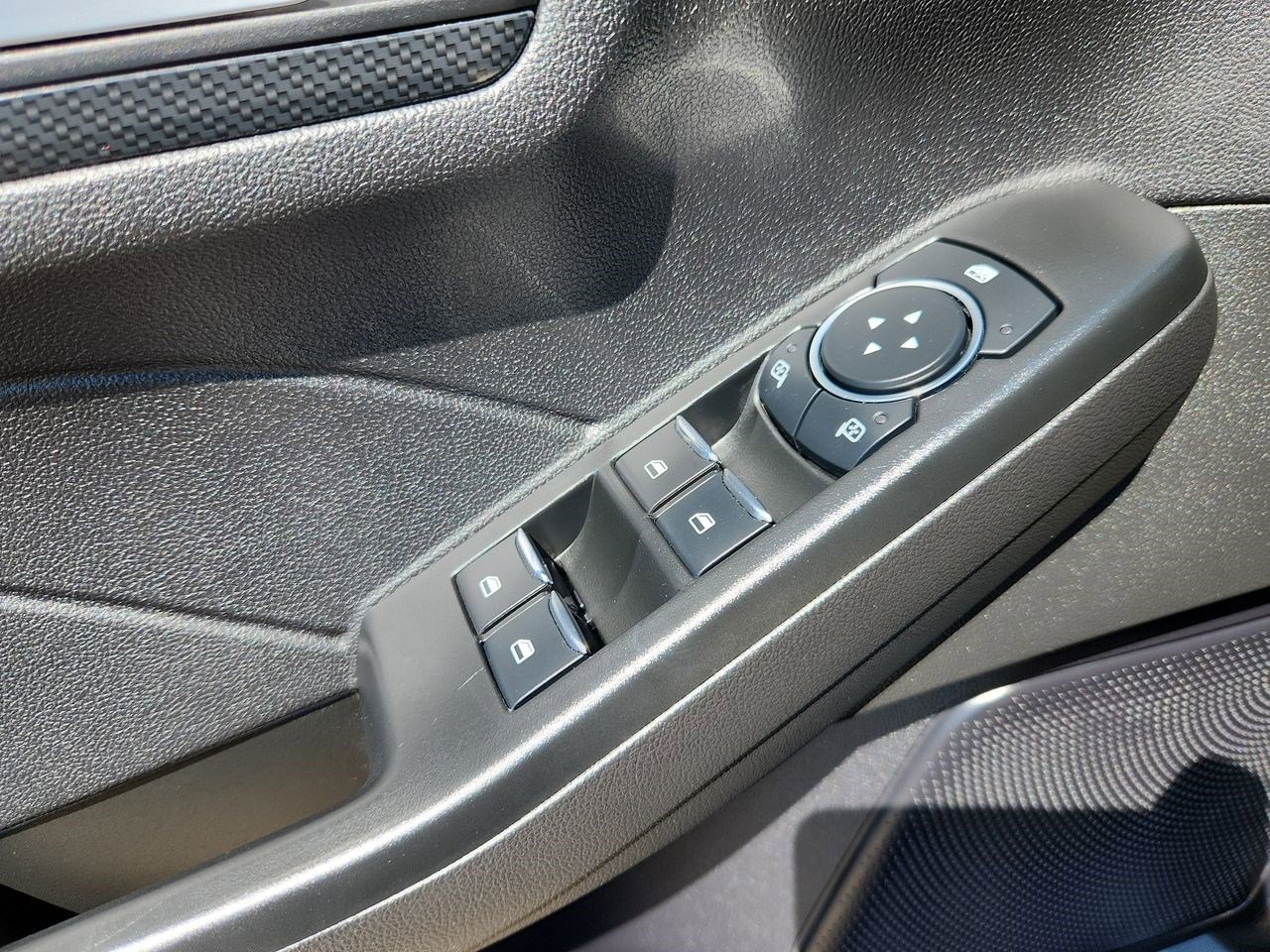 Used 2023 Ford Escape ST-Line w/ Tech Pack #1 image 30