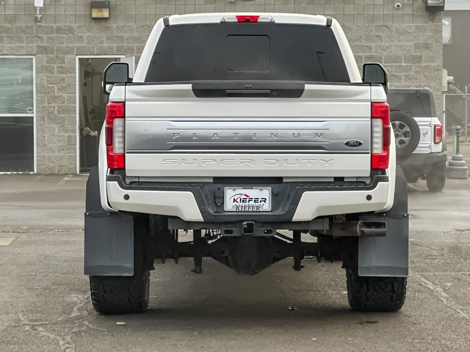 Used 2019 Ford F350 Platinum w/ Platinum Ultimate Package image 5