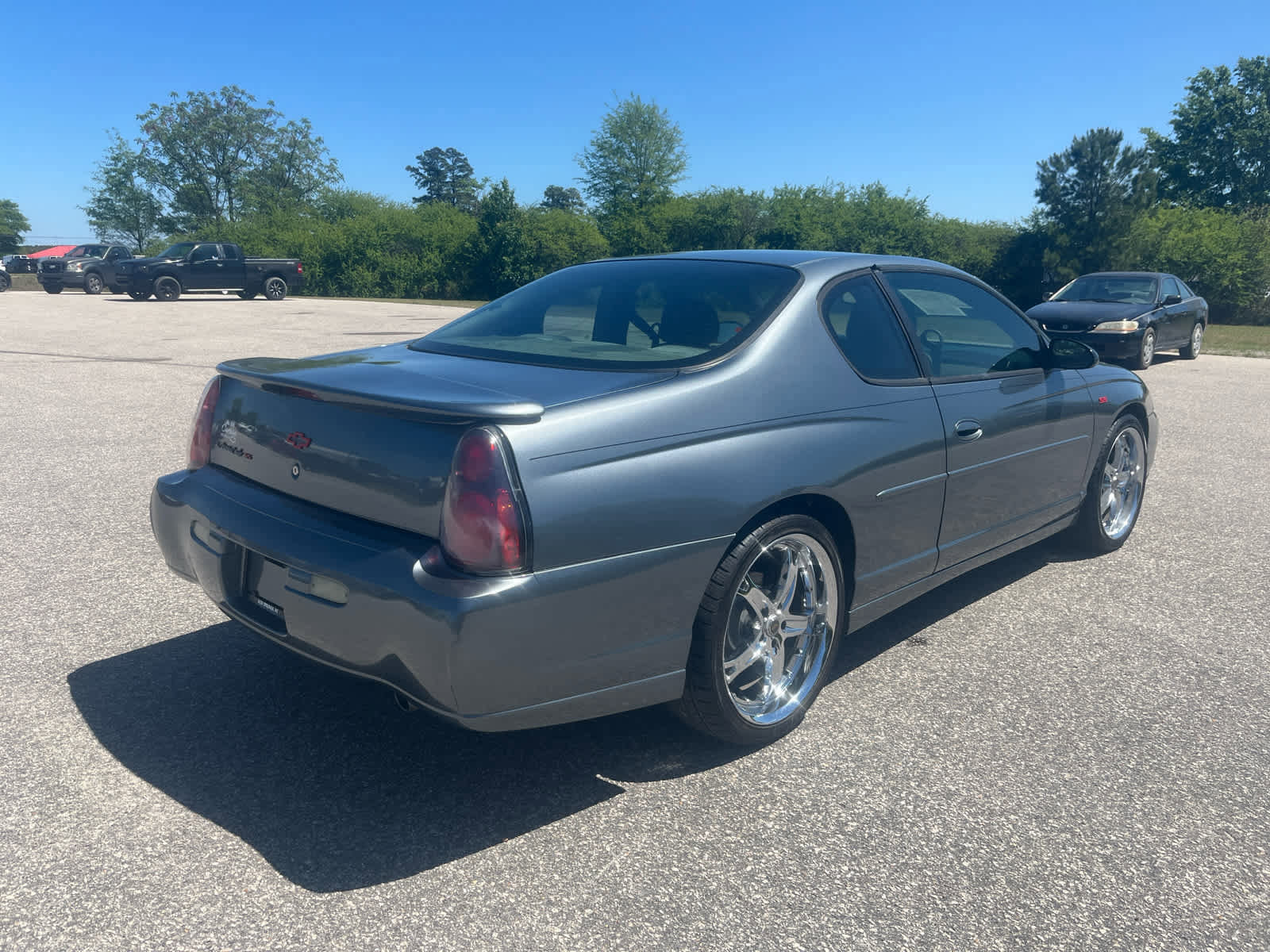 Used 2004 Chevrolet Monte Carlo SS w/ Preferred Equipment Group FWD image 5