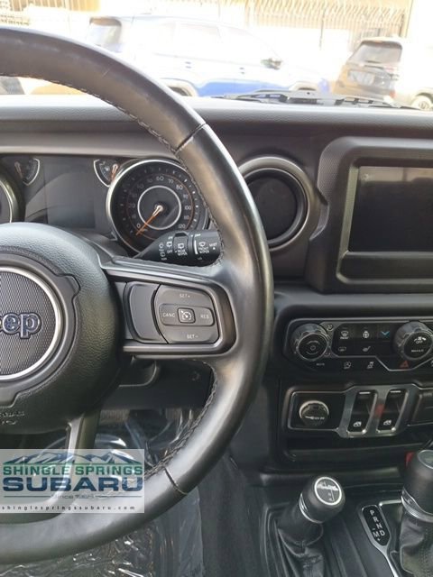 Used 2023 Jeep Wrangler Willys image 36