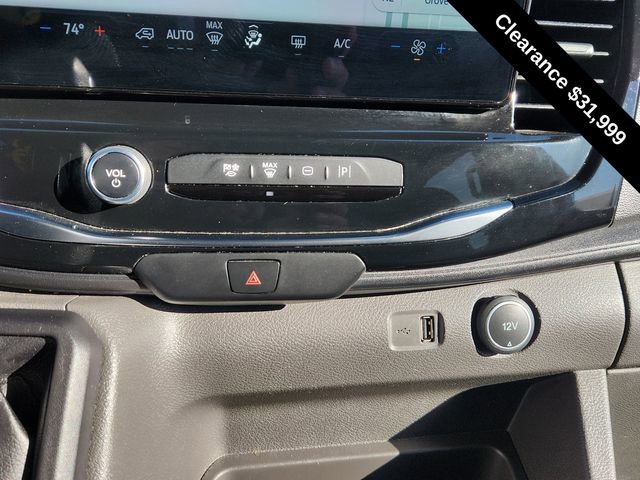 Used 2023 Ford Transit 350 XLT image 38