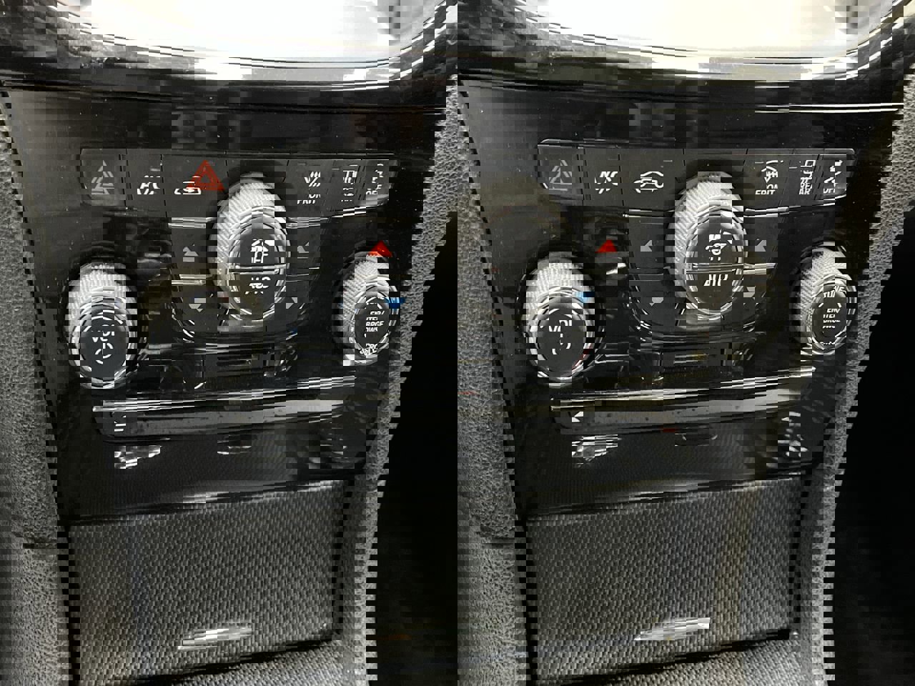 Used 2013 Chrysler 300 S image 20