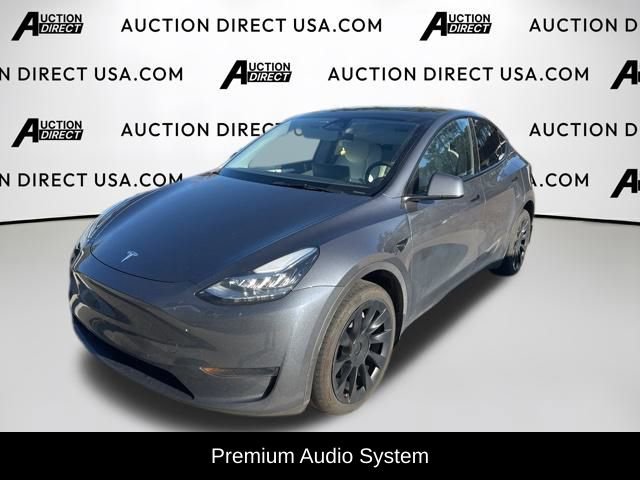 Used 2023 Tesla Model Y Long Range image 7