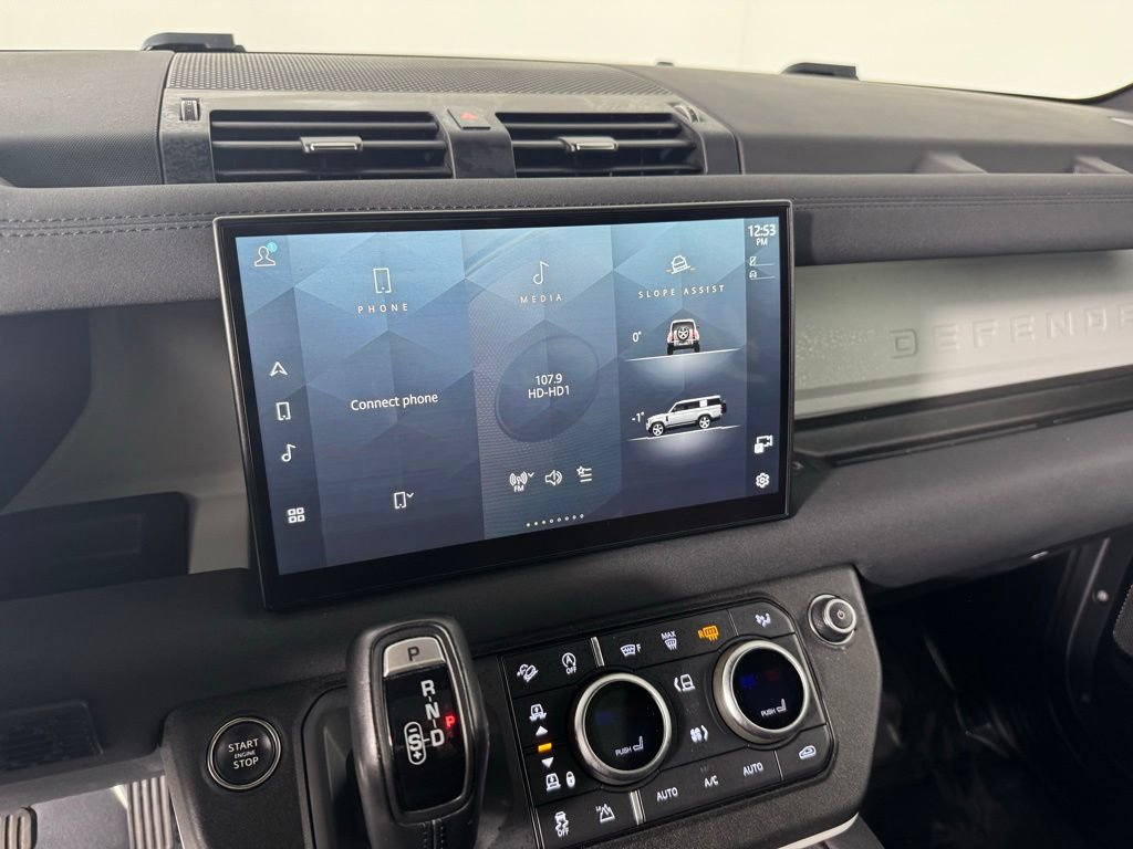 Used 2023 Land Rover Defender 130 S image 23