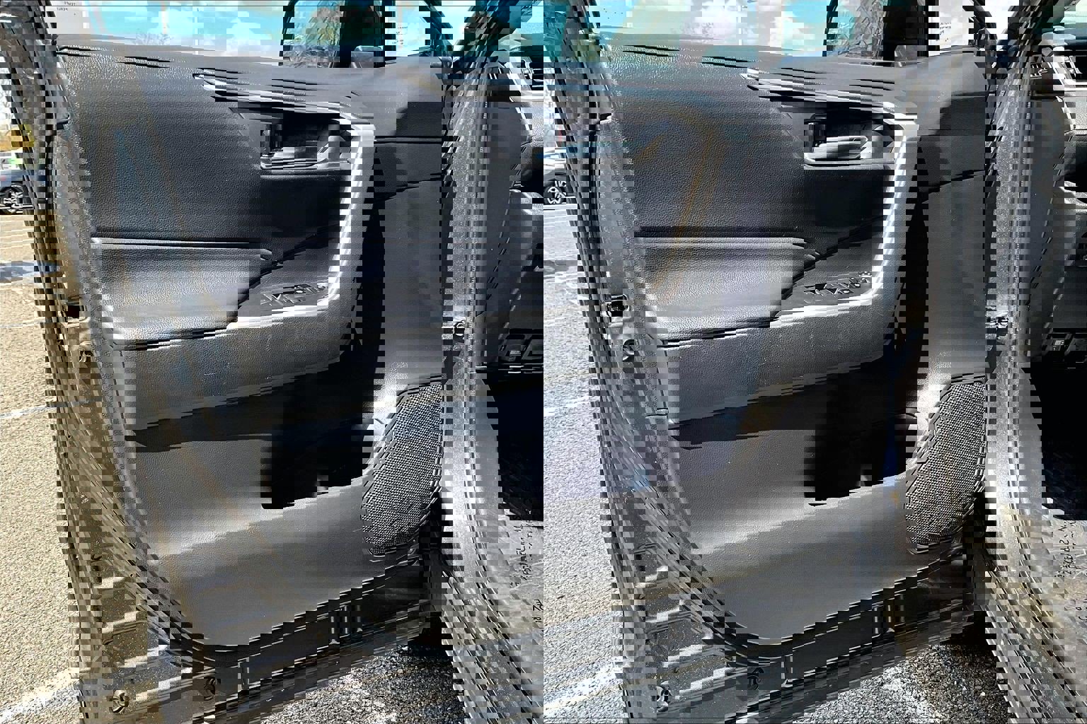 Used 2024 Toyota RAV4 XLE image 21