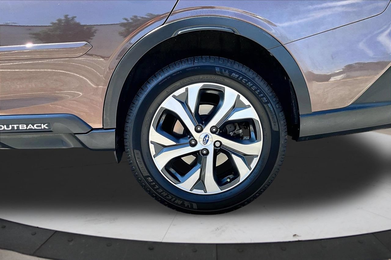 Used 2021 Subaru Outback Touring AWD/4WD image 35
