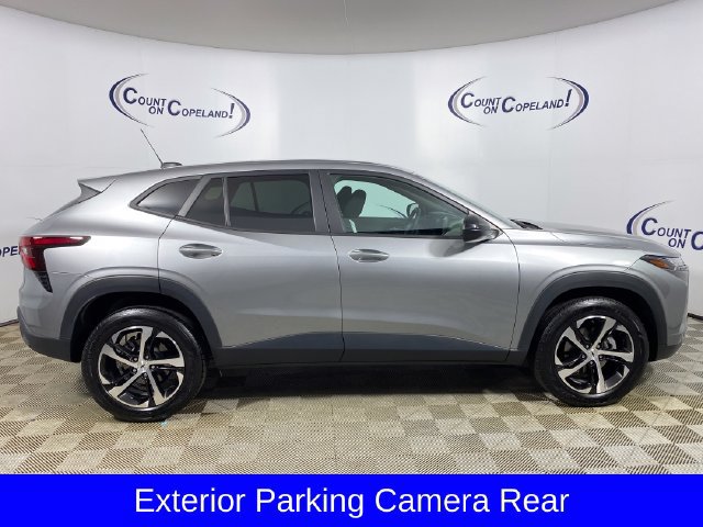 Certified 2024 Chevrolet Trax RS FWD image 8