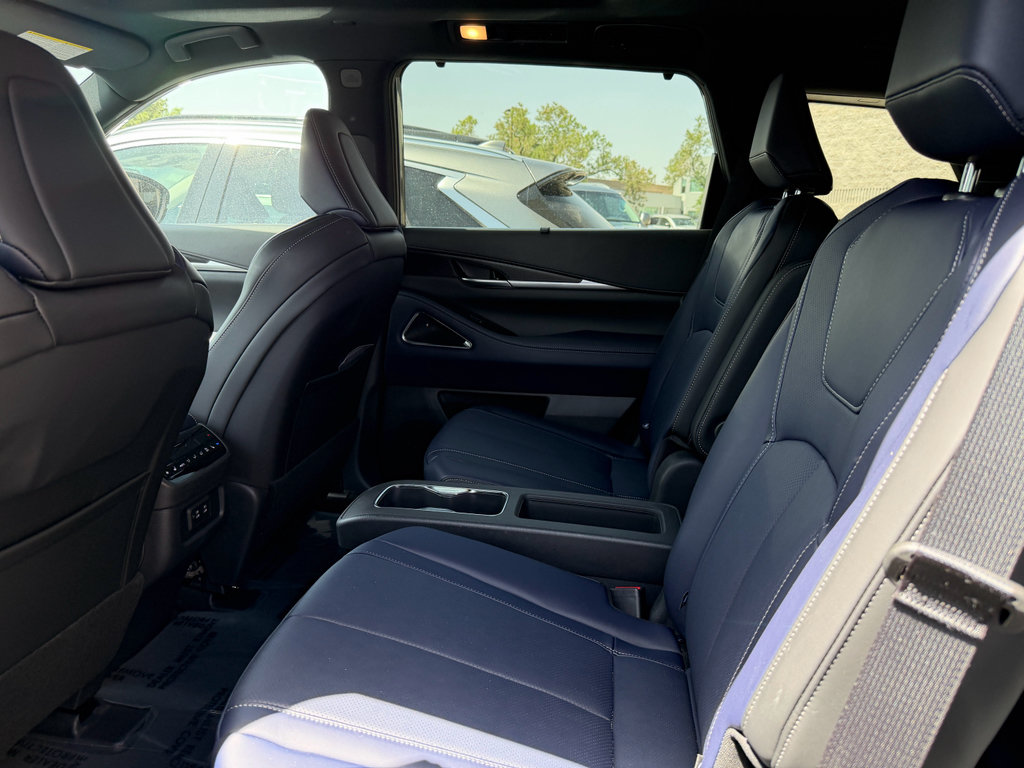 Certified 2026 INFINITI QX60 Sport w/ Dark Cargo Package AWD/4WD image 29