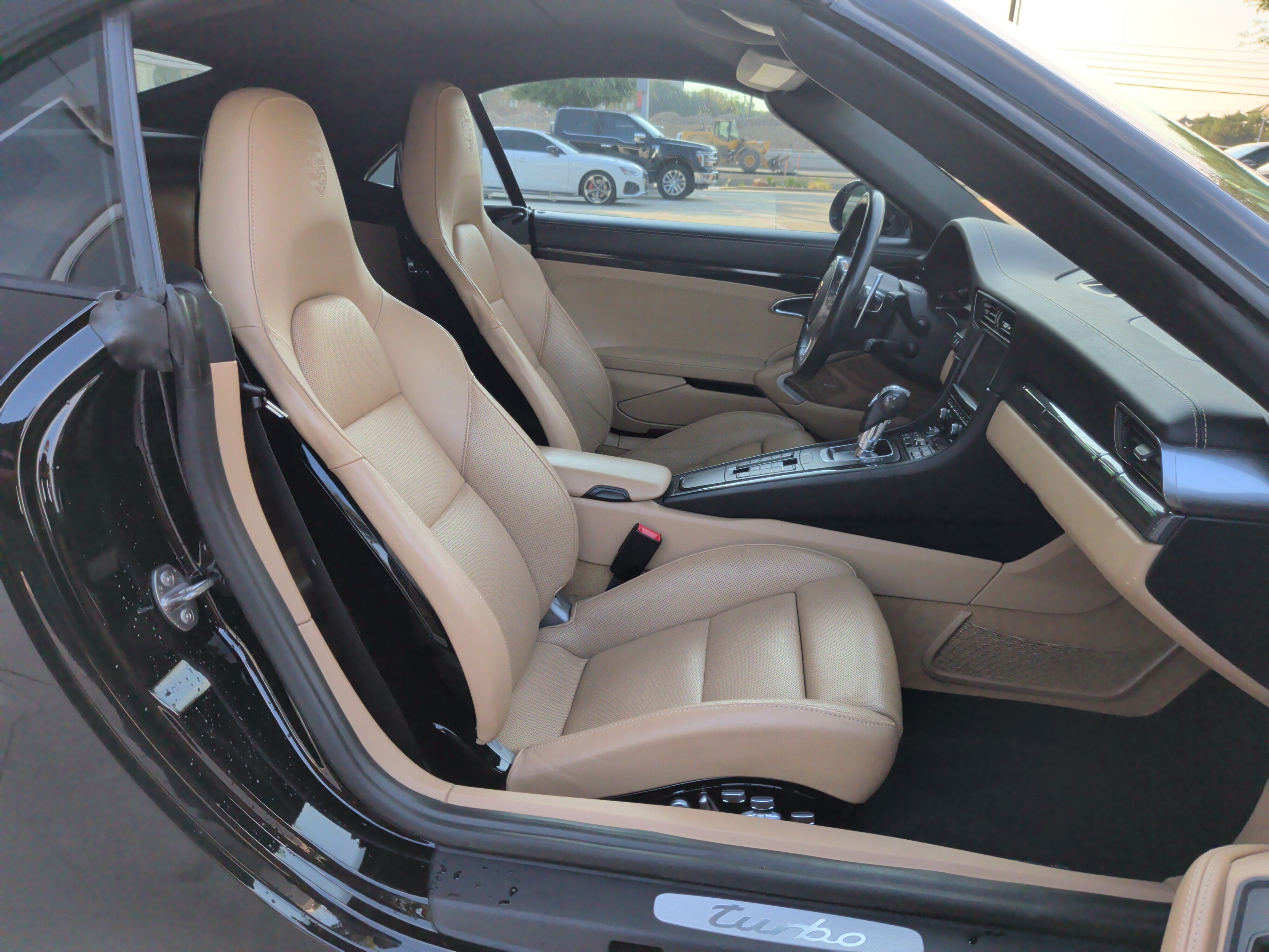 Used 2015 Porsche 911 Turbo AWD/4WD image 24