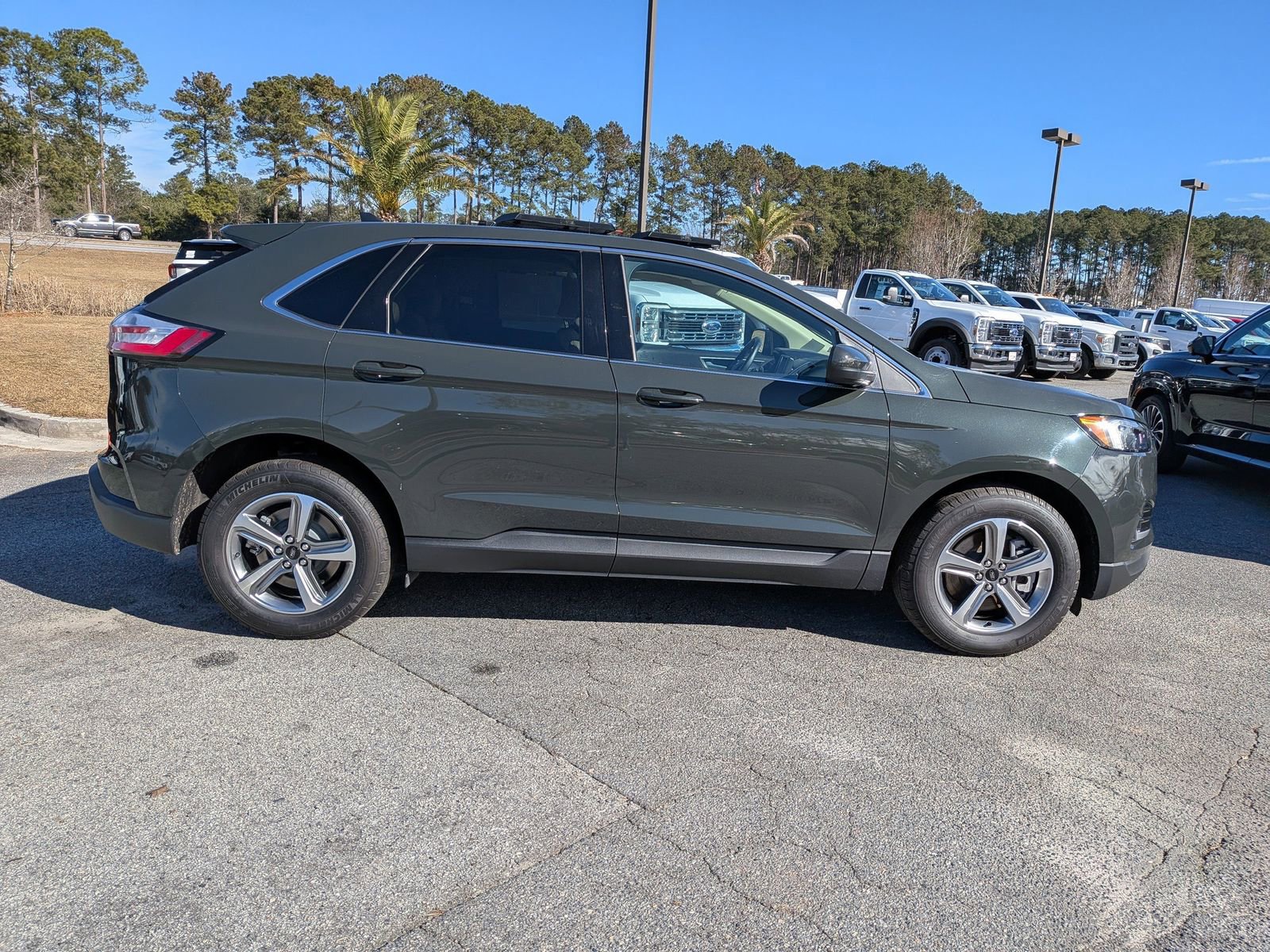 Certified 2024 Ford Edge SEL w/ Convenience Package image 4