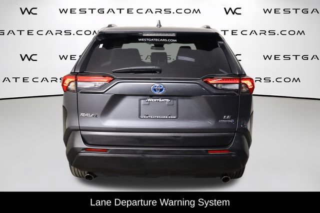Used 2021 Toyota RAV4 LE w/ Carpet Mat Package (TMS) AWD/4WD image 4