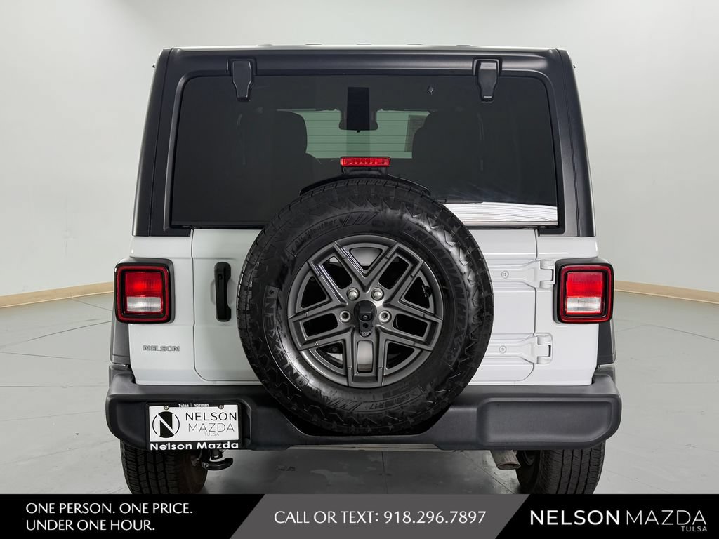 Used 2024 Jeep Wrangler Unlimited Sport AWD/4WD image 7