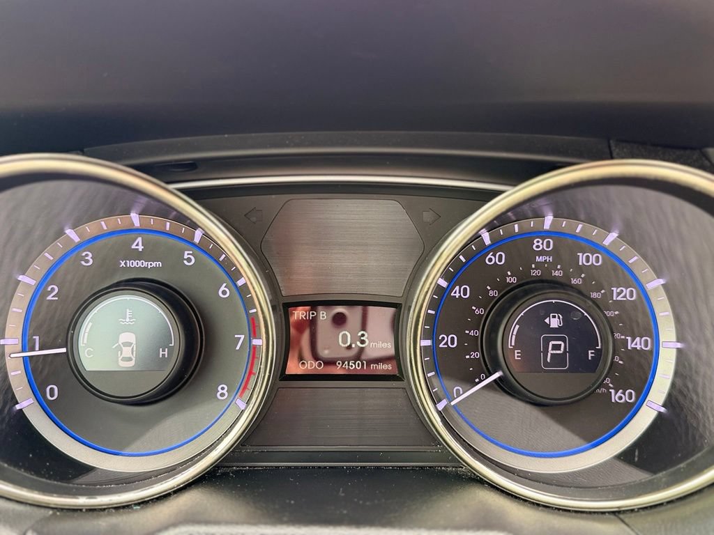 Used 2012 Hyundai Sonata Limited w/ Navigation Pkg FWD image 32