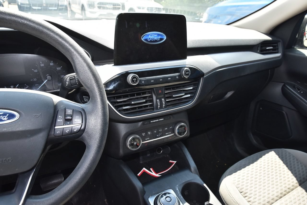 Used 2020 Ford Escape SE FWD image 8