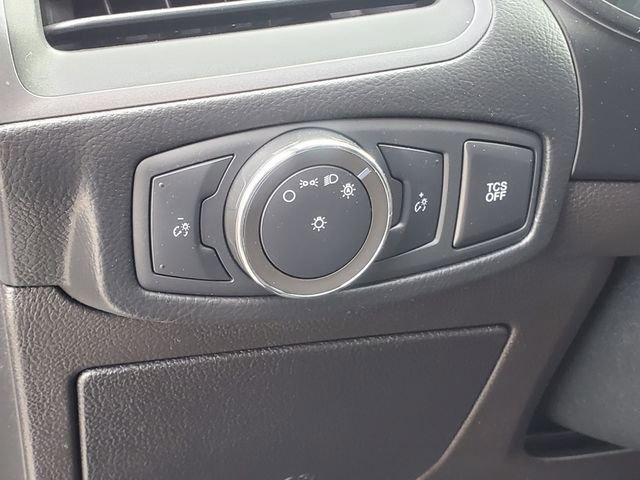 Certified 2020 Ford Edge SE w/ Cargo Accessory Package image 9