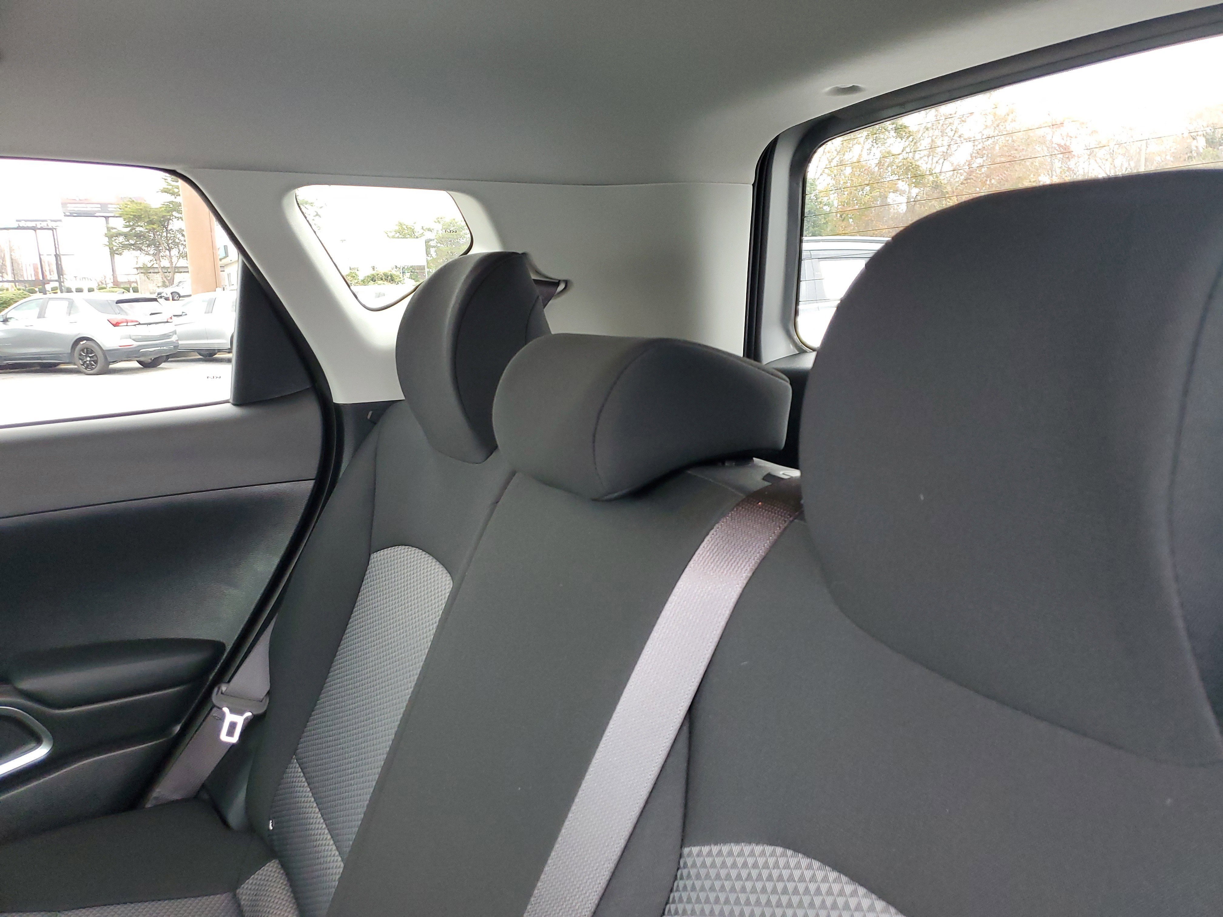 Used 2023 Kia Soul LX image 10