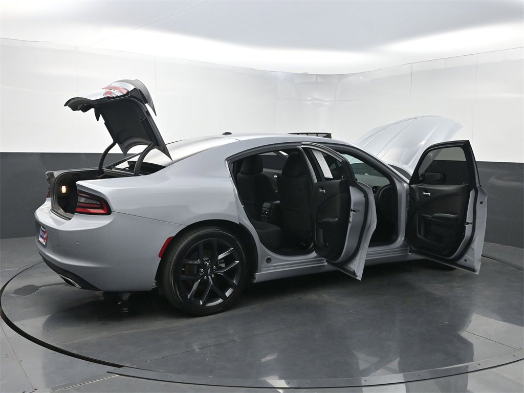 Used 2022 Dodge Charger SXT w/ Driver Convenience Group image 39