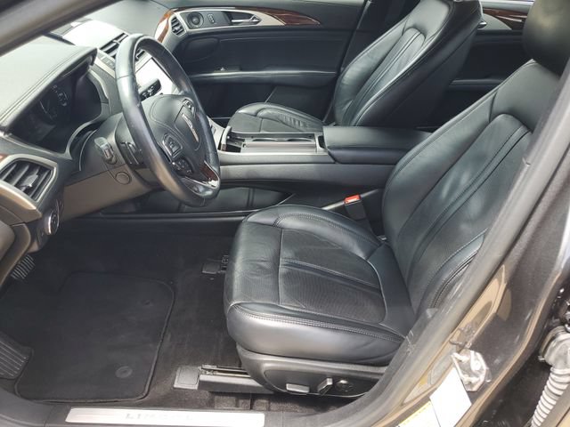 Used 2019 Lincoln MKZ Reserve AWD/4WD image 6