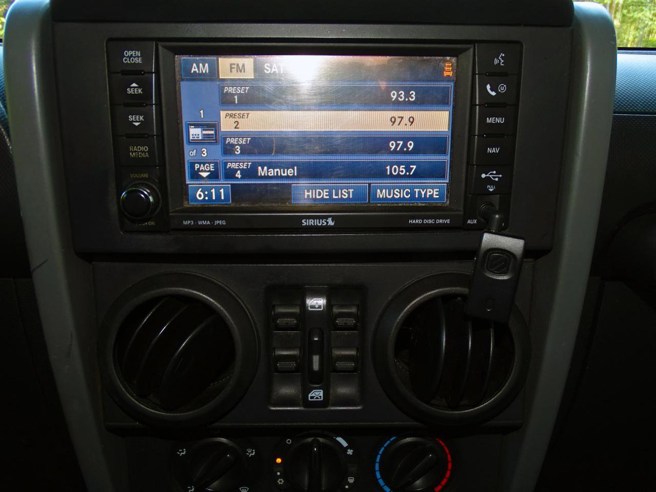 Used 2008 Jeep Wrangler Unlimited Rubicon w/ Dual Top Group AWD/4WD image 16