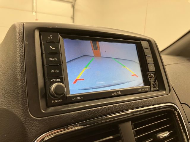 Used 2019 Dodge Grand Caravan SXT FWD image 21