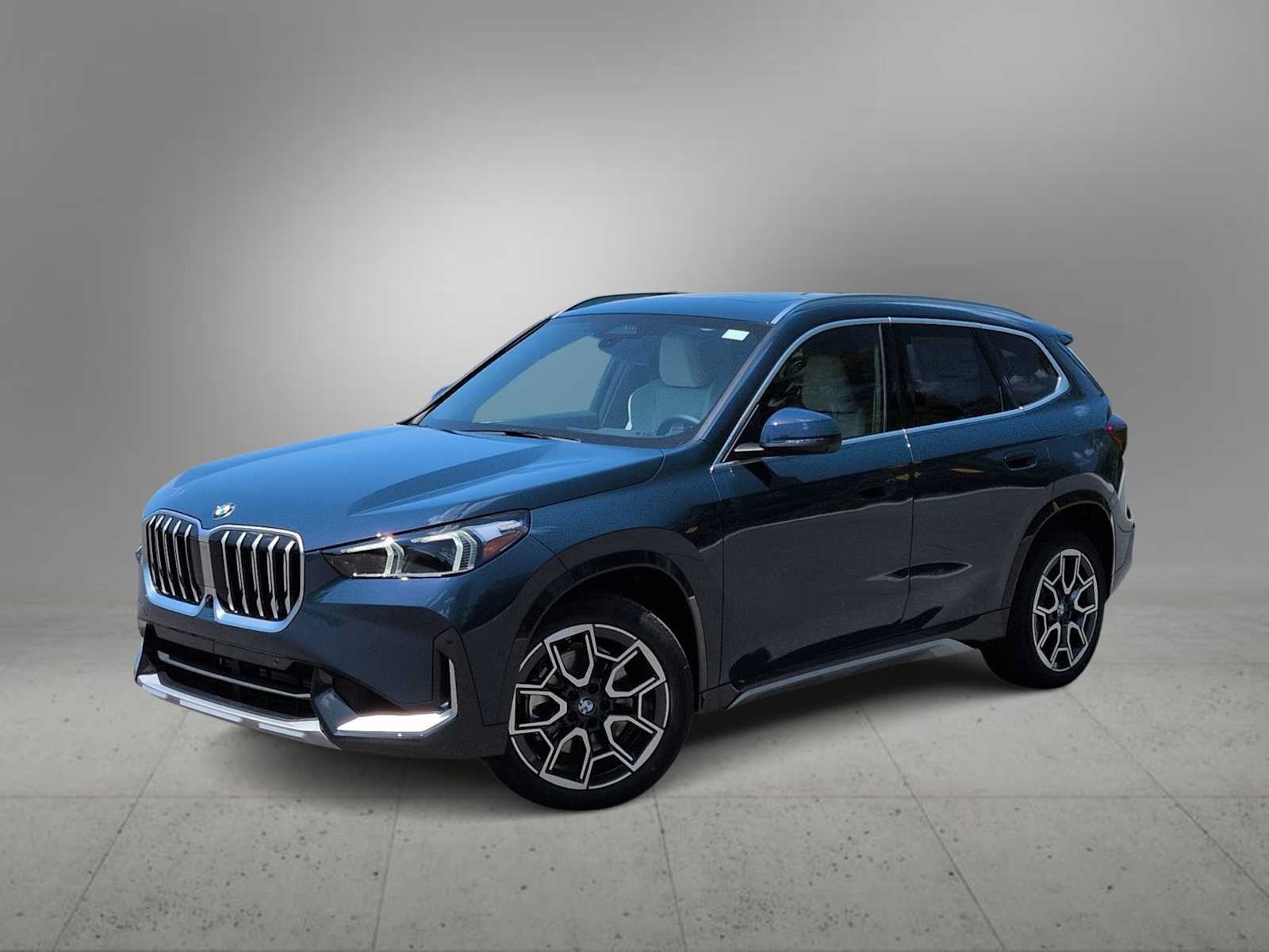 New 2026 BMW X1 xDrive28i w/ Technology Package AWD/4WD video 1