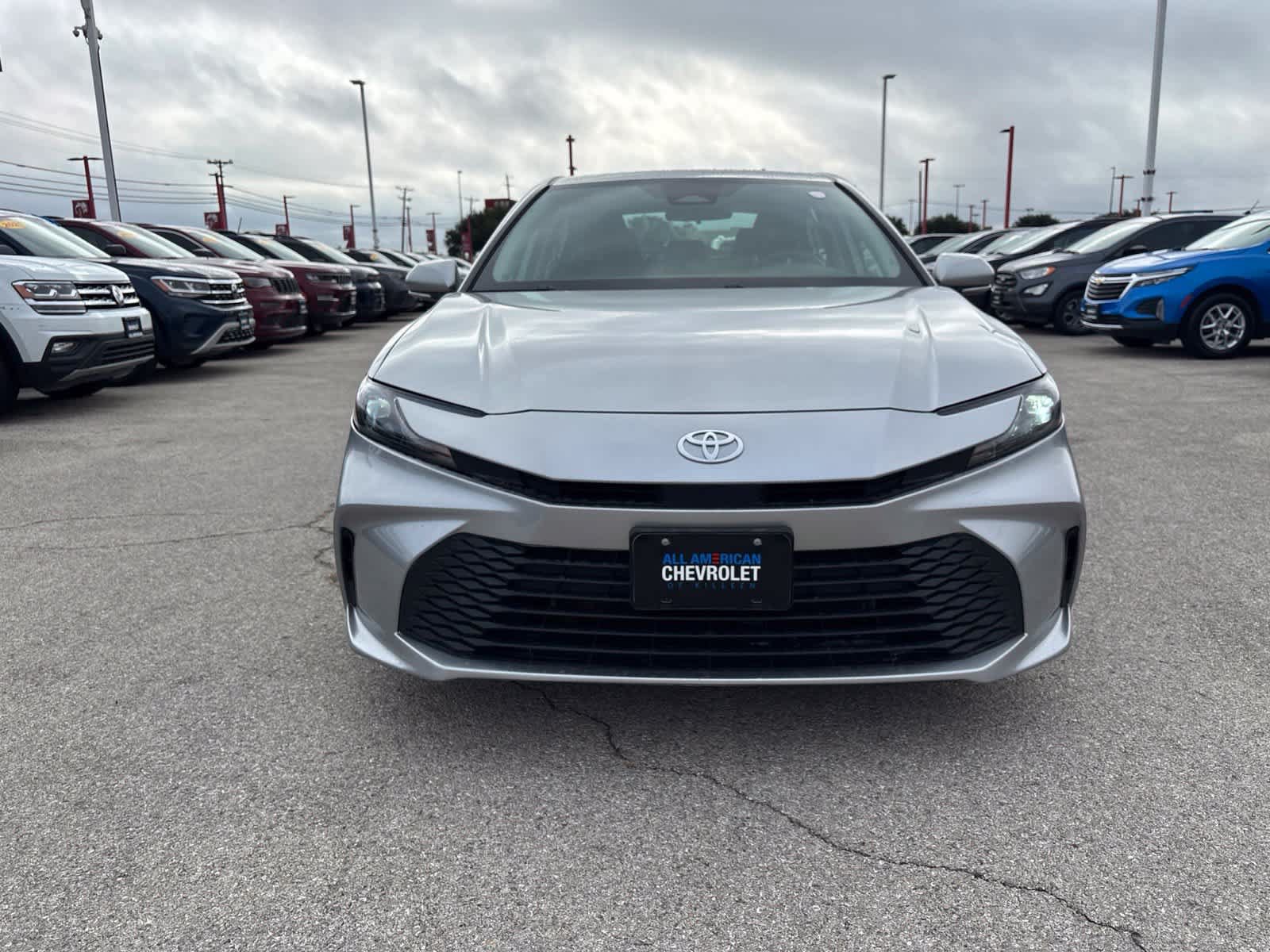 Used 2025 Toyota Camry LE FWD image 2