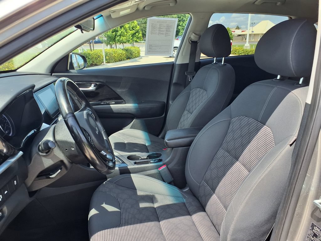 Used 2022 Kia Niro LXS FWD image 15