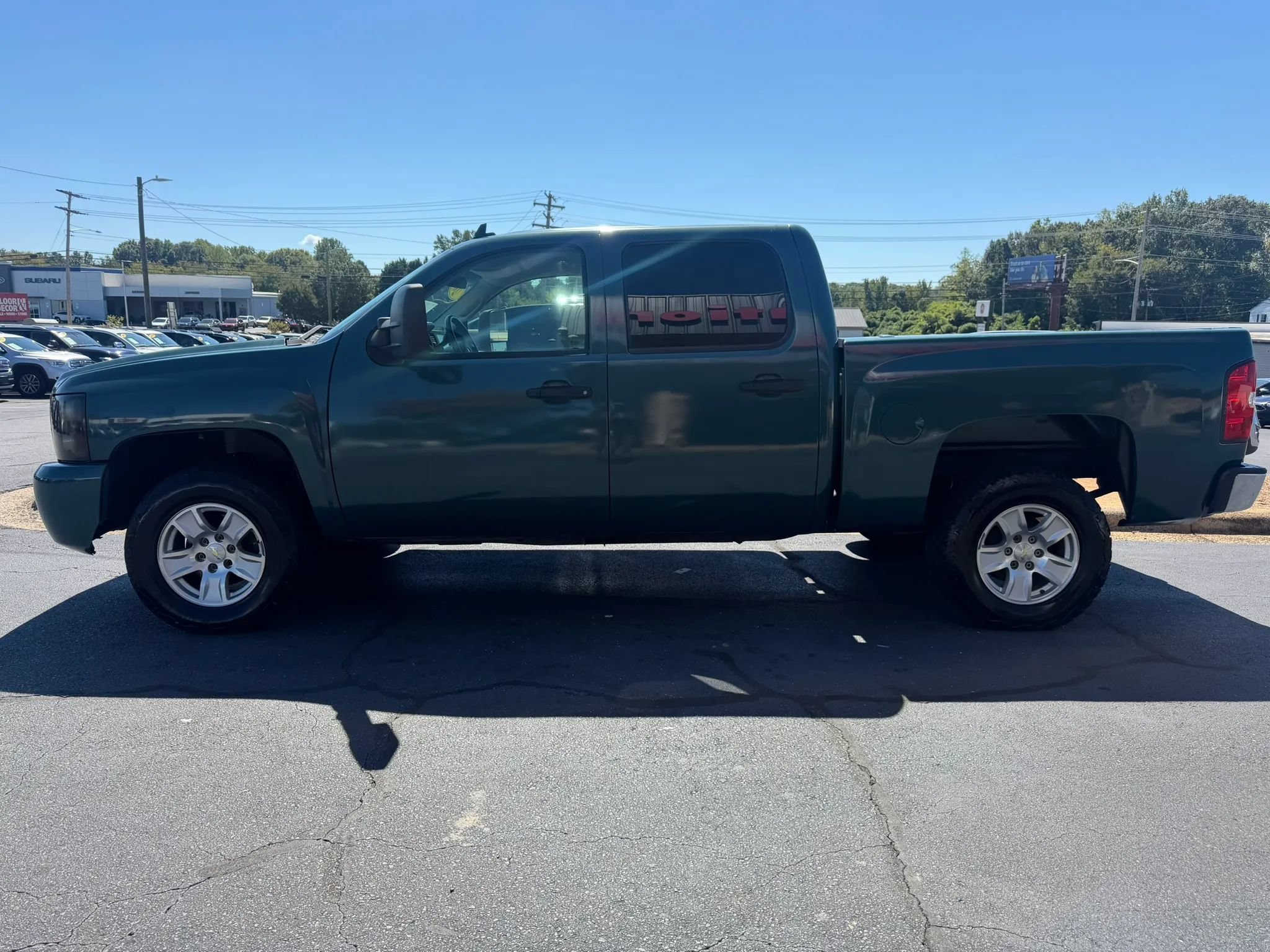 Used 2007 Chevrolet Silverado 1500 LS w/ Towing Package AWD/4WD image 4