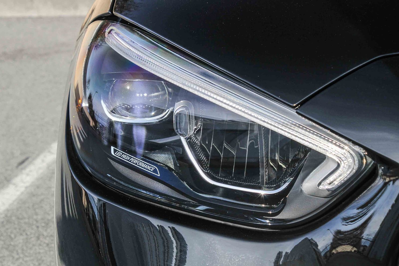 New 2026 Mercedes-Benz C 300 4MATIC Sedan image 4