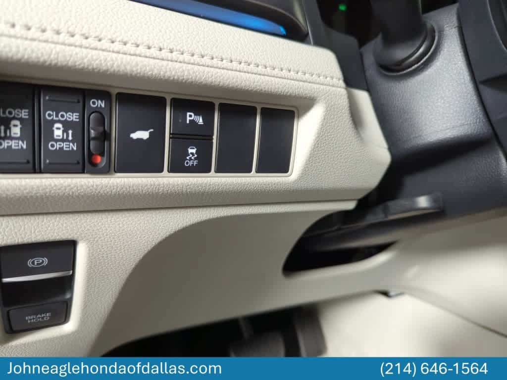 New 2026 Honda Odyssey Touring image 14