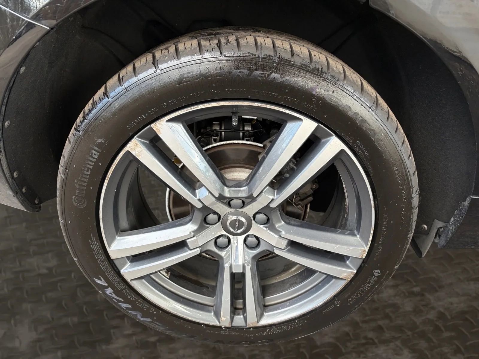 Used 2019 Volvo XC60 T5 Momentum w/ Multimedia Package AWD/4WD image 73