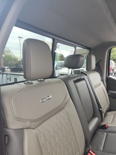New 2026 Ford F450 Platinum image 26