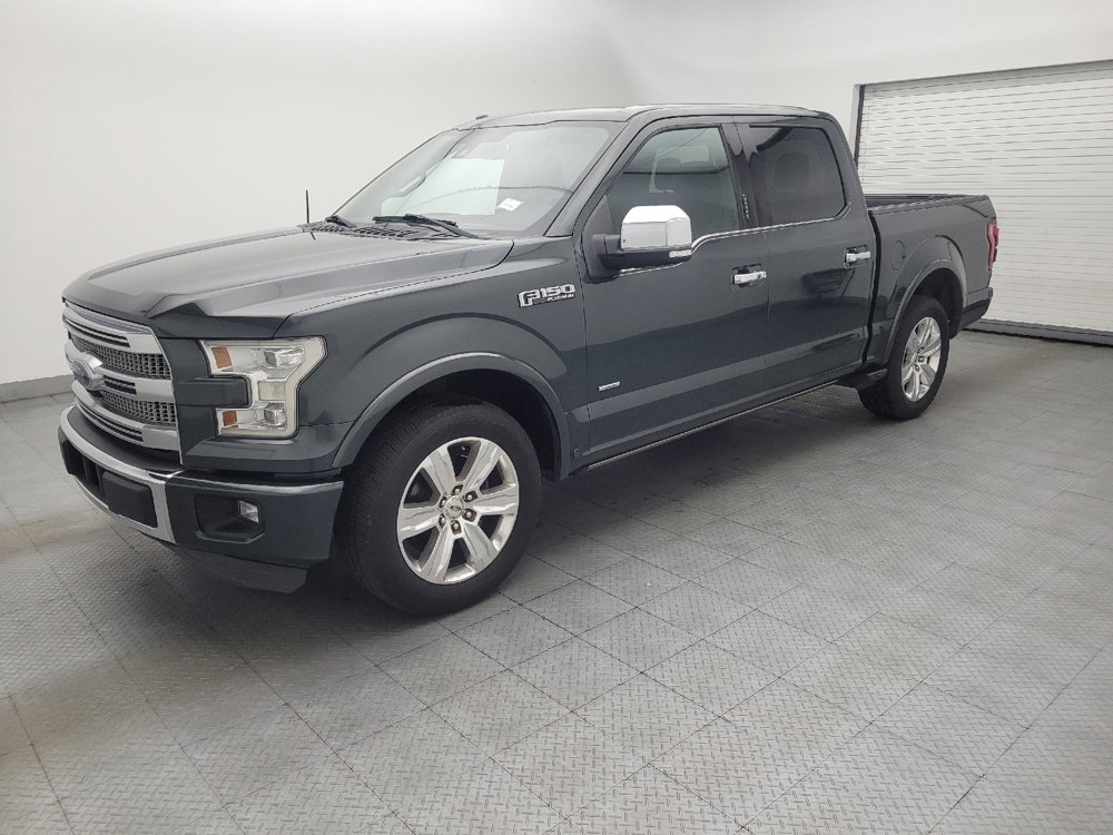 Used 2015 Ford F150 Platinum w/ Equipment Group 701A Luxury RWD image 2
