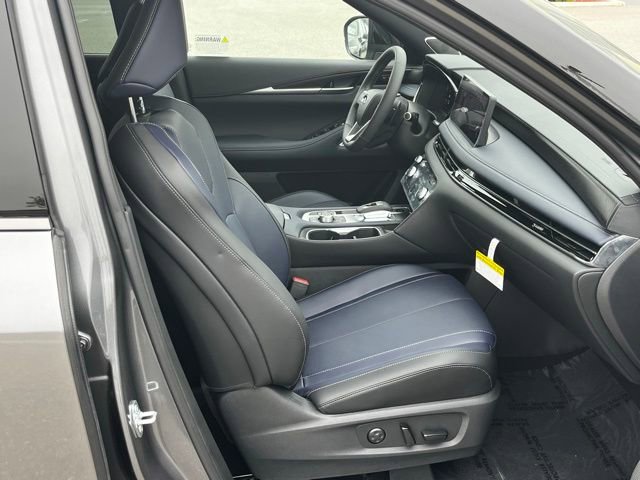 New 2026 INFINITI QX60 Sport w/ Dark Cargo Package AWD/4WD image 8