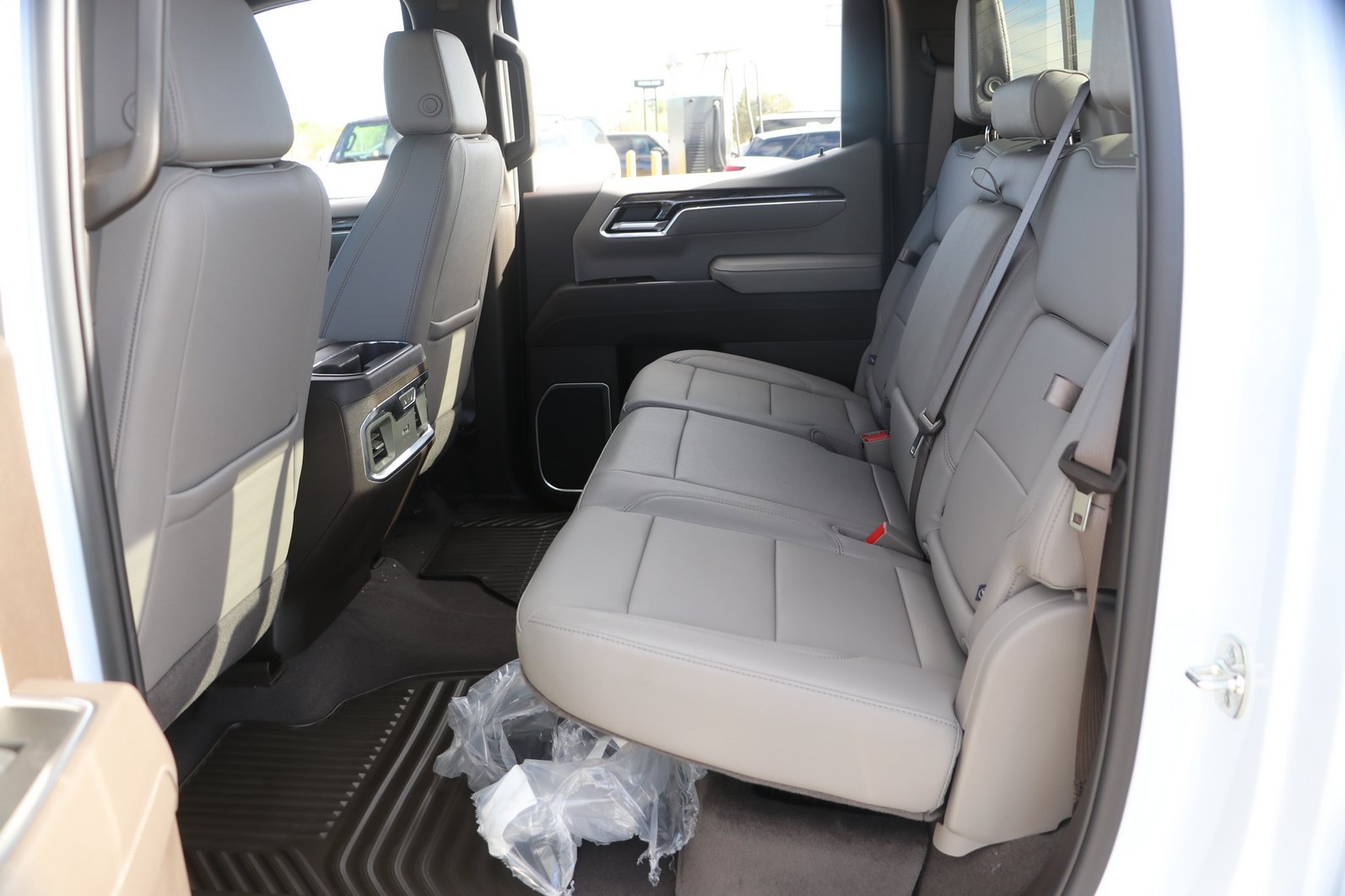 New 2026 Chevrolet Silverado 1500 LTZ w/ LTZ Convenience Package II AWD/4WD image 28