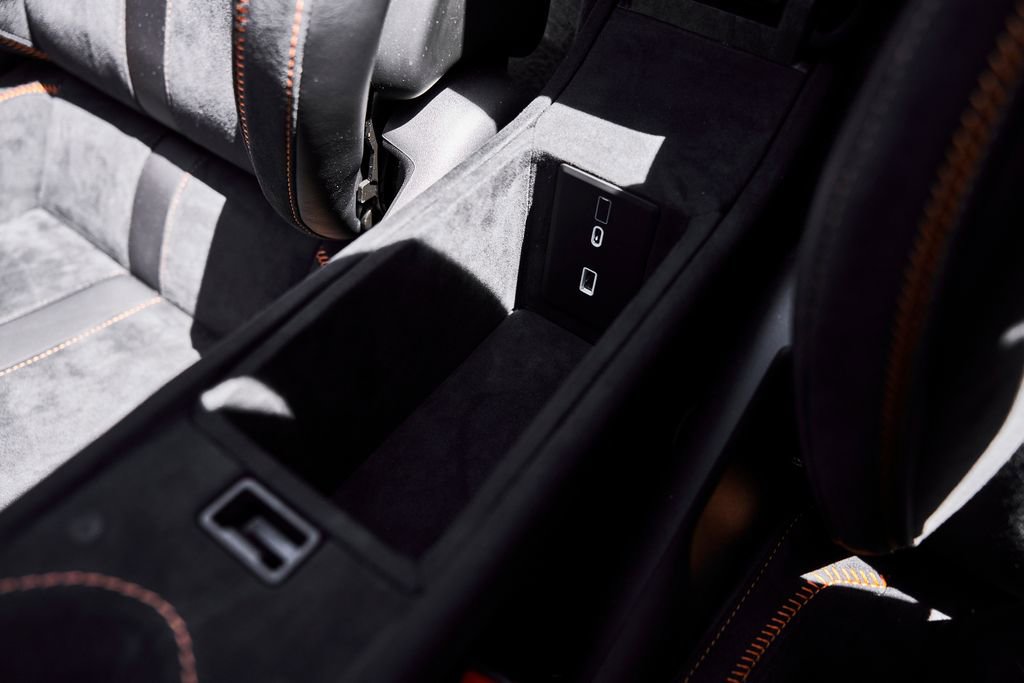 Used 2025 McLaren 750S Spider RWD image 61