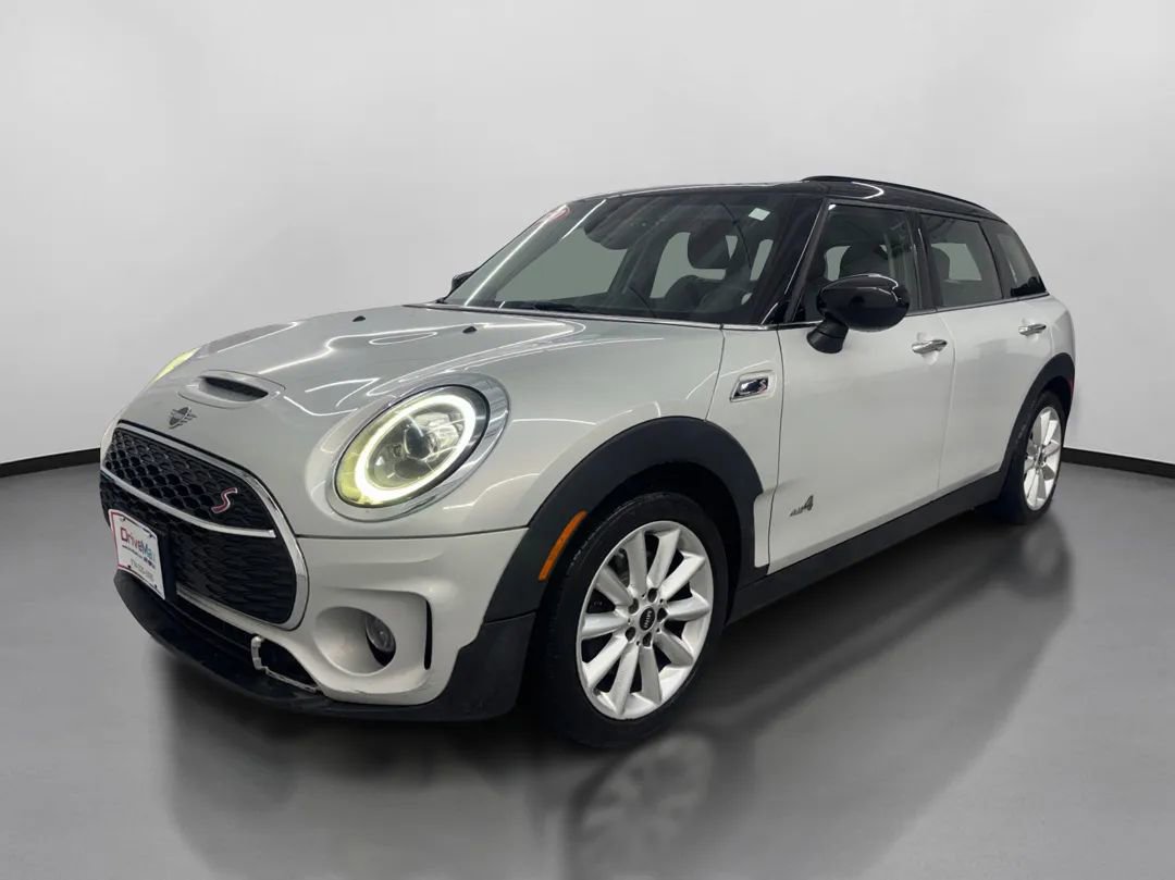 Used 2020 MINI Cooper Clubman S w/ Storage Package image 4