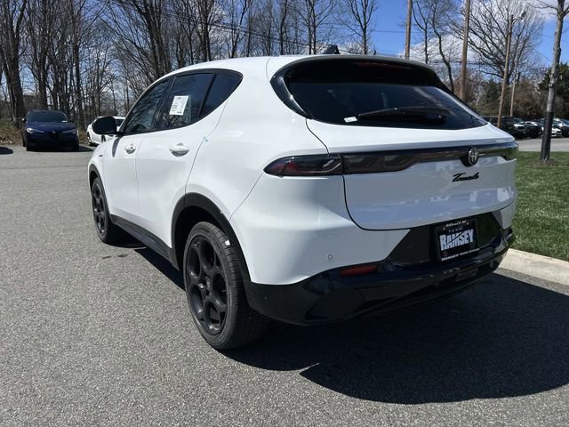 New 2026 Alfa Romeo Tonale w/ Quick Order Package 23H Volce AWD/4WD image 6