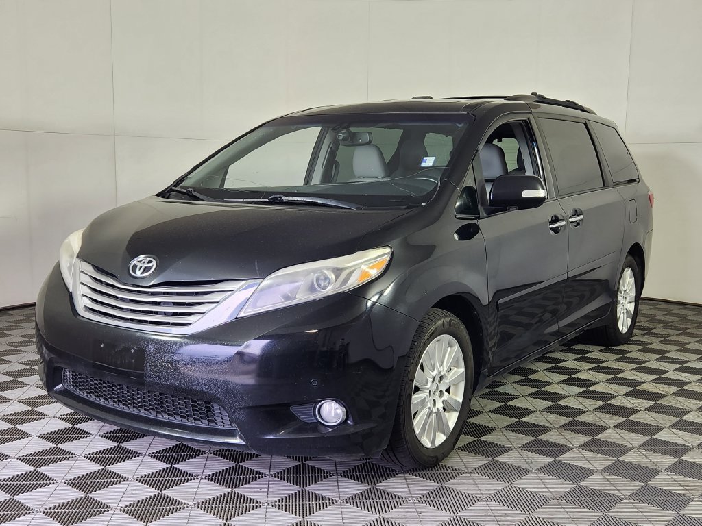 Used 2015 Toyota Sienna Limited Premium AWD/4WD image 3