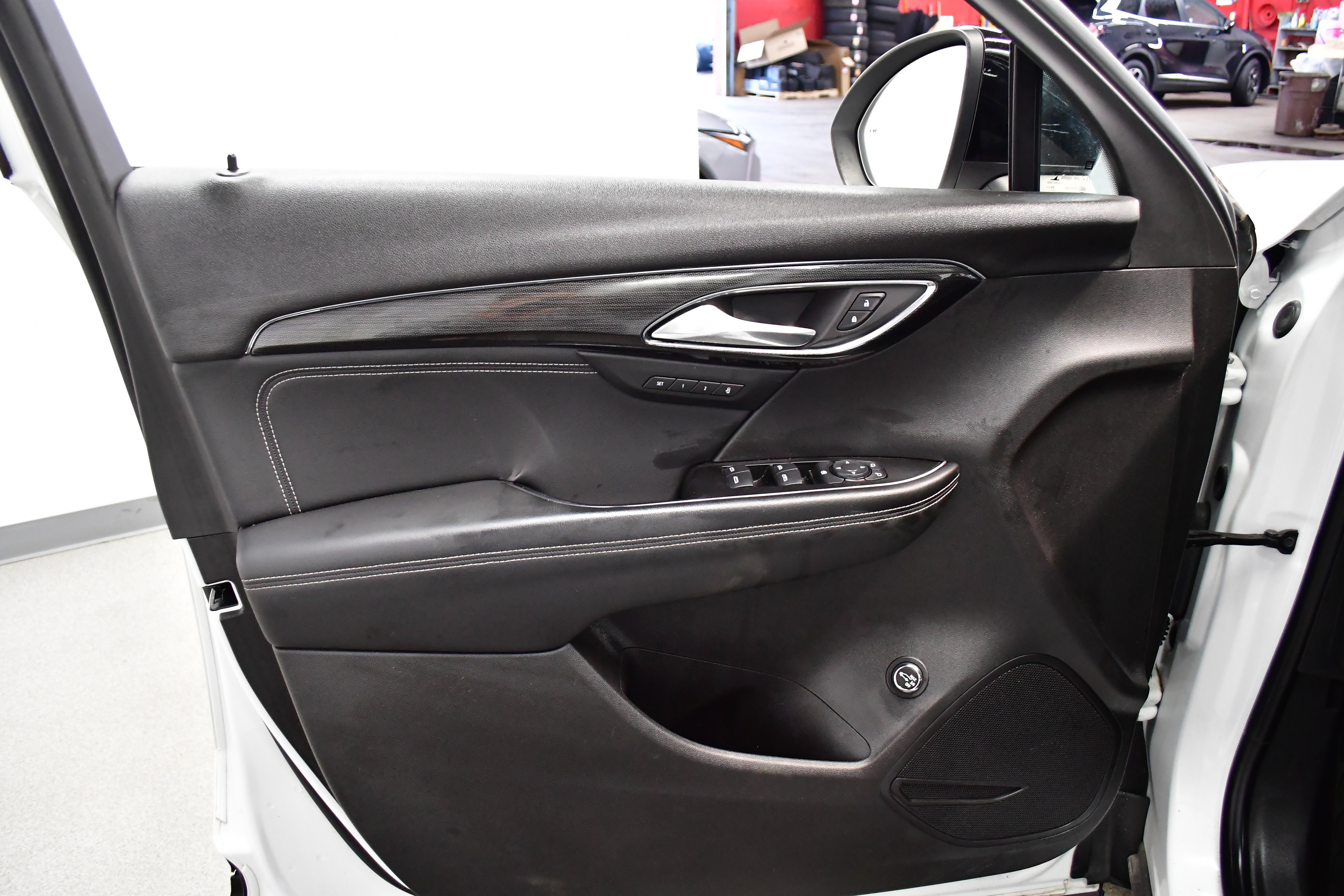 Used 2023 Buick Envision Essence w/ Sport Touring Package image 22