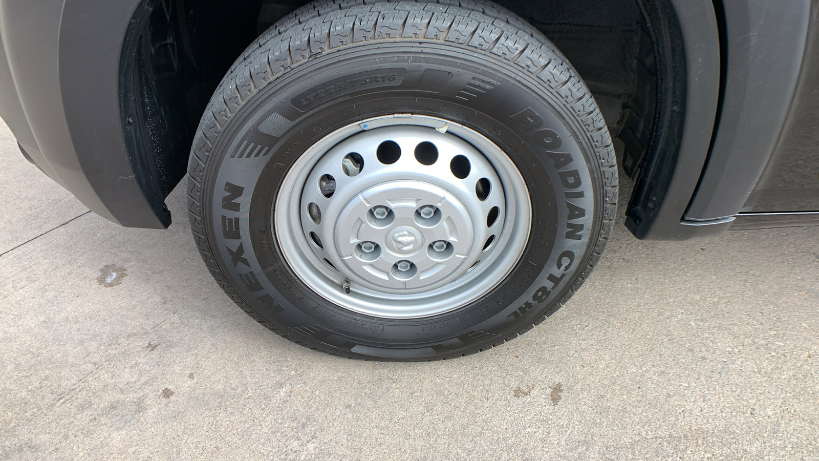 Used 2025 RAM ProMaster 2500 w/ Upfitter's Prep Package image 9