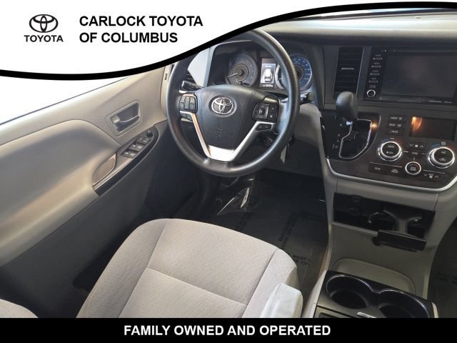 Used 2020 Toyota Sienna LE FWD image 18