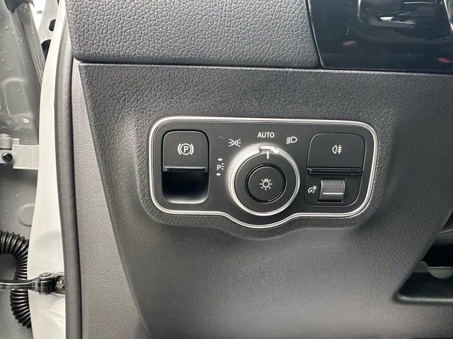 New 2026 Mercedes-Benz GLA 35 AMG 4MATIC image 17