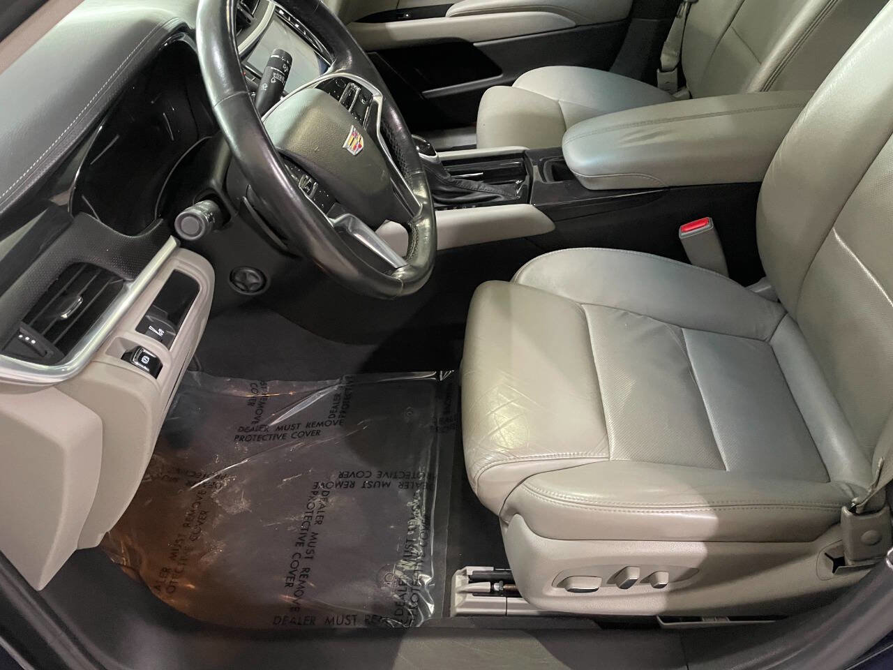 Used 2017 Cadillac XTS Luxury w/ Driver Awareness Package image 15