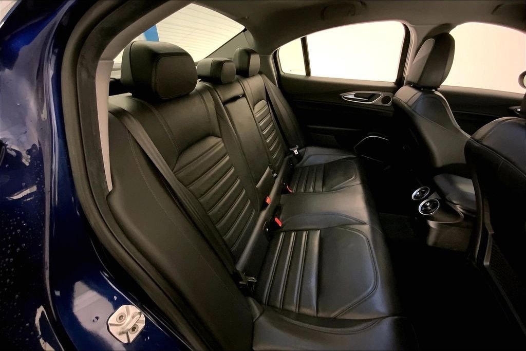 Used 2017 Alfa Romeo Giulia Ti w/ TI 19" Sport Package image 14